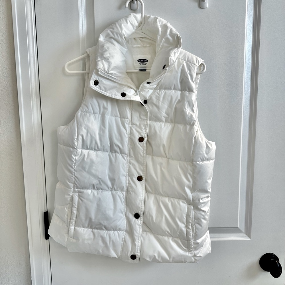 Old Navy Puffer Vest